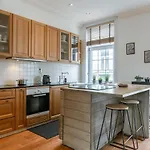 Casiola - Beautiful And Spacious Vacation With Parking