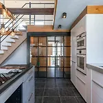 Casiola - Beautiful And Spacious Vacation With Parking Vakantiehuis