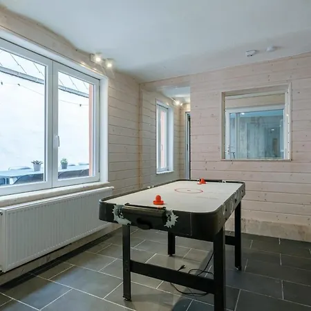 Huswell - Beautiful And Spacious Vacation With Parking * 블랑켄베르크