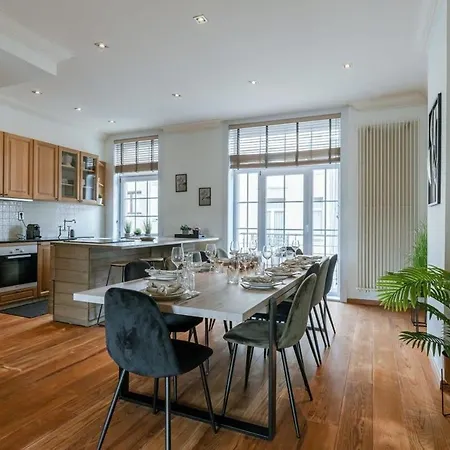Casiola - Beautiful And Spacious Vacation With Parking *