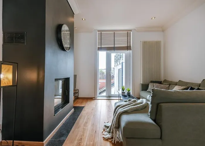 Huswell - Beautiful And Spacious Vacation With Parking *